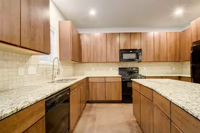 2933 E Martin Luther King Jr Boulevard #B, Austin, TX 78702 - Photo 10