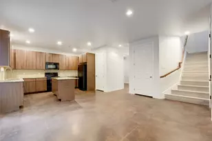 2933 E Martin Luther King Jr Blvd, Austin, TX 78702 - Photo 4