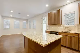 2933 E Martin Luther King Jr Blvd, Austin, TX 78702 - Photo 8