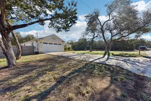 6303 La Mesa St, Leander, TX 78645 - Photo 4