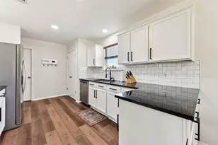 6303 La Mesa St, Leander, TX 78645 - Photo 12