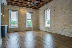 110 S Main St, Elgin, TX 78621 - Photo 2