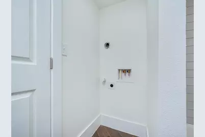 110 S Main Street #206, Elgin, TX 78621 - Photo 18