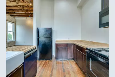 110 S Main Street #206, Elgin, TX 78621 - Photo 14