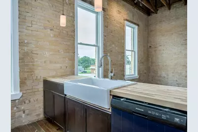 110 S Main Street #206, Elgin, TX 78621 - Photo 2