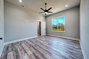 149 Waimanalo Ln, Bastrop, TX 78602 - Photo 14