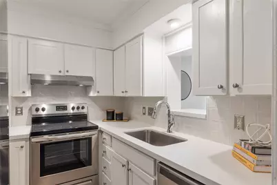 2122 Hancock Drive #103, Austin, TX 78756 - Photo 10