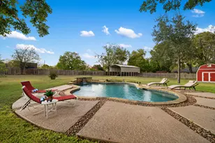 1802 Bumblebee Dr, Pflugerville, TX 78660 - Photo 22