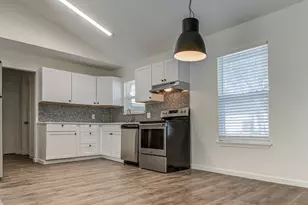 5706 Gloucester Ln, Austin, TX 78723 - Photo 6