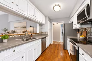 2217 Onion Creek Pkwy, Austin, TX 78747 - Photo 14