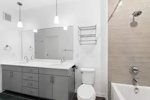 4801 Springdale Rd, Austin, TX 78723 - Photo 14
