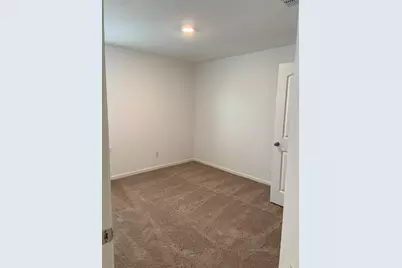 4011 Trail De Paris, New Braunfels, TX 78132 - Photo 10