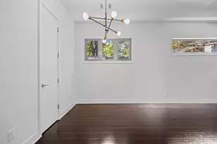502 W 51st St, Austin, TX 78751 - Photo 20