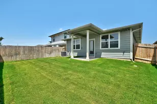 121 Fairfax Ave, San Marcos, TX 78666 - Photo 20