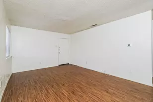323 W William Cannon Dr, Austin, TX 78745 - Photo 6