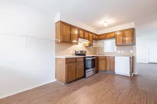 323 W William Cannon Dr, Austin, TX 78745 - Photo 10