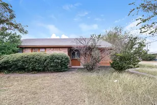 323 W William Cannon Dr, Austin, TX 78745 - Photo 2