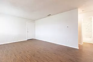323 W William Cannon Dr, Austin, TX 78745 - Photo 6