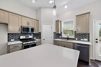 12605 Iron Bridge Drive, Manchaca, TX 78652 - Photo 18