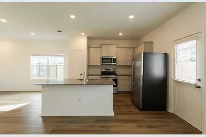 7104 Spotted Leaf Way, Del Valle, TX 78617 - Photo 8