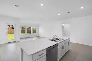 138 Arbordale St, Georgetown, TX 78628 - Photo 12