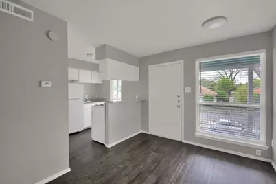 4406 Avenue C Avenue #205, Austin, TX 78751 - Photo 6