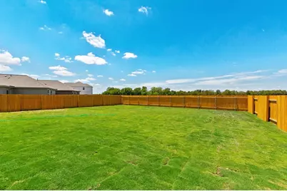 16429 Farmhouse Lane, Elgin, TX 78621 - Photo 20