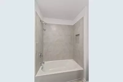 16429 Farmhouse Lane, Elgin, TX 78621 - Photo 18