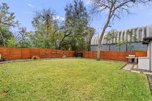 5415 Woodview Ave, Austin, TX 78756 - Photo 34
