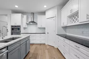 5415 Woodview Ave, Austin, TX 78756 - Photo 10