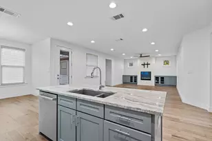 5415 Woodview Ave, Austin, TX 78756 - Photo 12