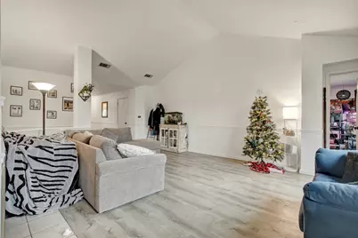 11422 Birchover Lane, Austin, TX 78754 - Photo 6