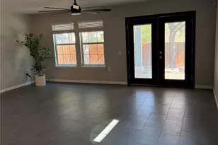 7108 Walkup Ln, Austin, TX 78747 - Photo 8