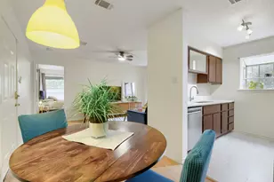6903 Deatonhill Dr, Austin, TX 78745 - Photo 4