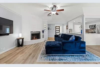 11602 Three Oaks Trail, Austin, TX 78759 - Photo 4