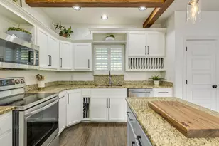 1185 Co Rd 258, Bertram, TX 78605 - Photo 12