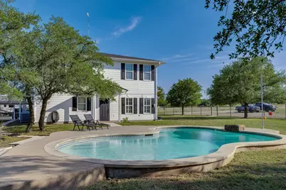 1185 County Road 258, Bertram, TX 78605 - Photo 4