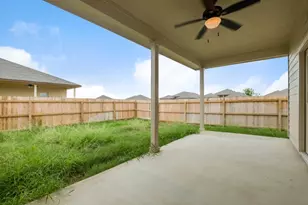 118 Samuel Dr, Buda, TX 78610 - Photo 24