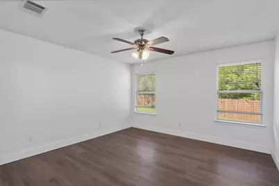 1015 Glen Meadow Cove, Georgetown, TX 78626 - Photo 14