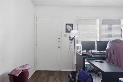 2801 Hemphill Park #A302, Austin, TX 78705 - Photo 2