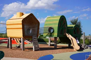 8212 Gilwice Ln, Austin, TX 78744 - Photo 32