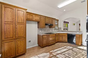 715 Enchanted Rock Trail, Georgetown, TX 78633 - Photo 2