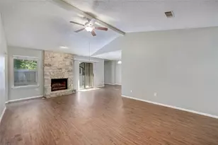 12601 Europa Ln, Austin, TX 78727 - Photo 6