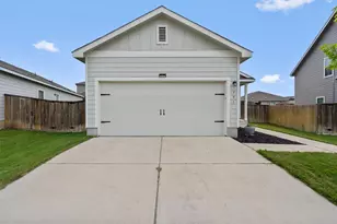 791 Circle Wy, Jarrell, TX 76537 - Photo 2