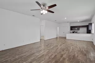 791 Circle Wy, Jarrell, TX 76537 - Photo 8
