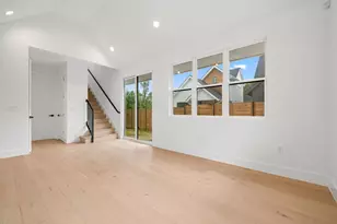 7706 Watson St, Austin, TX 78757 - Photo 6