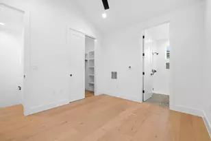 7706 Watson St, Austin, TX 78757 - Photo 14