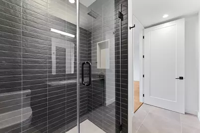 84 East Avenue #2302, Austin, TX 78701 - Photo 22