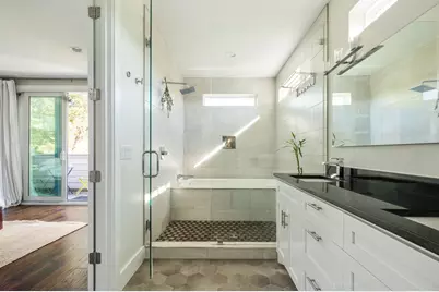 308 W North Loop Boulevard #1, Austin, TX 78751 - Photo 16