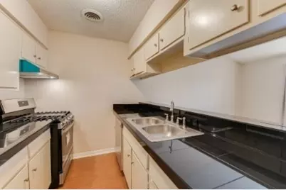 610 W 51st Street #104, Austin, TX 78751 - Photo 6